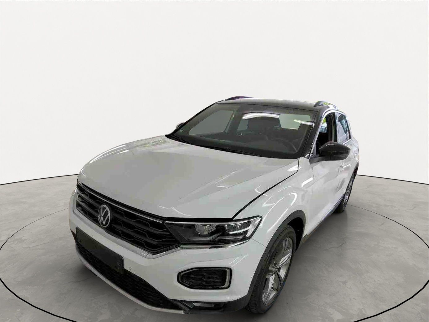 Volkswagen T-Roc 1.5 TSI Sport - Samsaru's Car Outlet