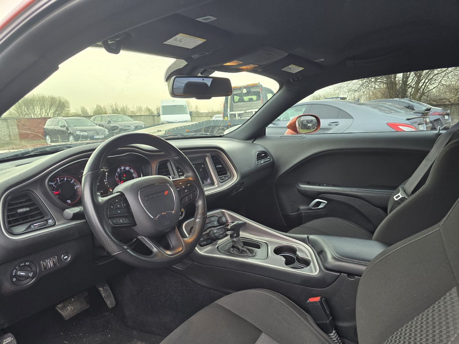 Dodge Challenger 3.6 303 ps