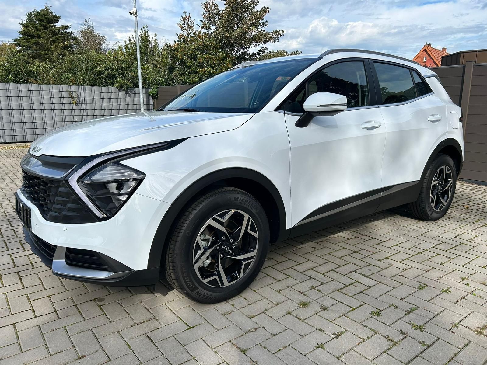 Kia Sportage 1.6 T-GDI KAT Edition 7 Emotion - Samsaru's Car Outlet