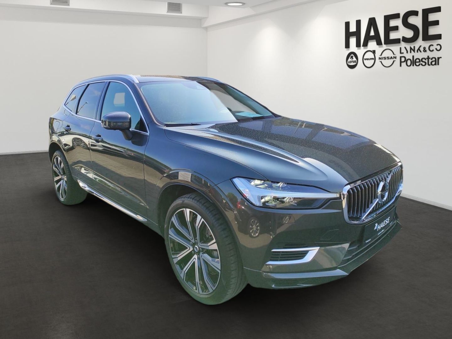 Volvo XC60 T8 Inscription Recharge Plug-In Hybrid AWD - Samsaru's Car Outlet