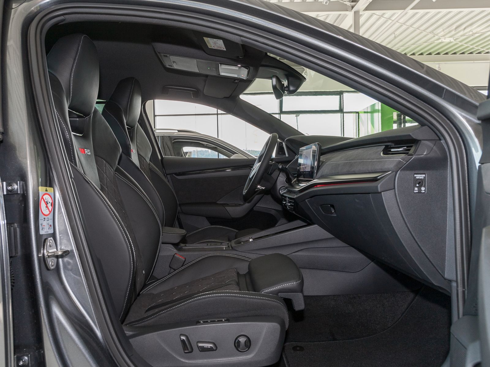 Skoda Octavia Combi 2.0 TDI DSG RS Plus - Samsaru's Car Outlet