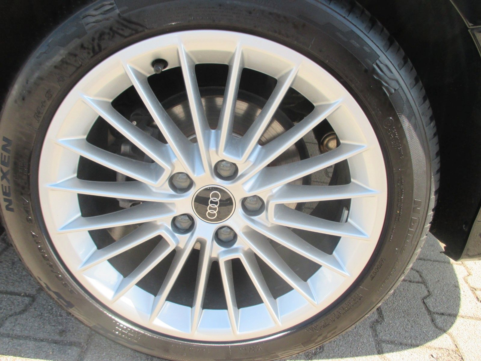 Audi A3 Limousine 35 TFSI Advanced - Samsaru's Car Outlet
