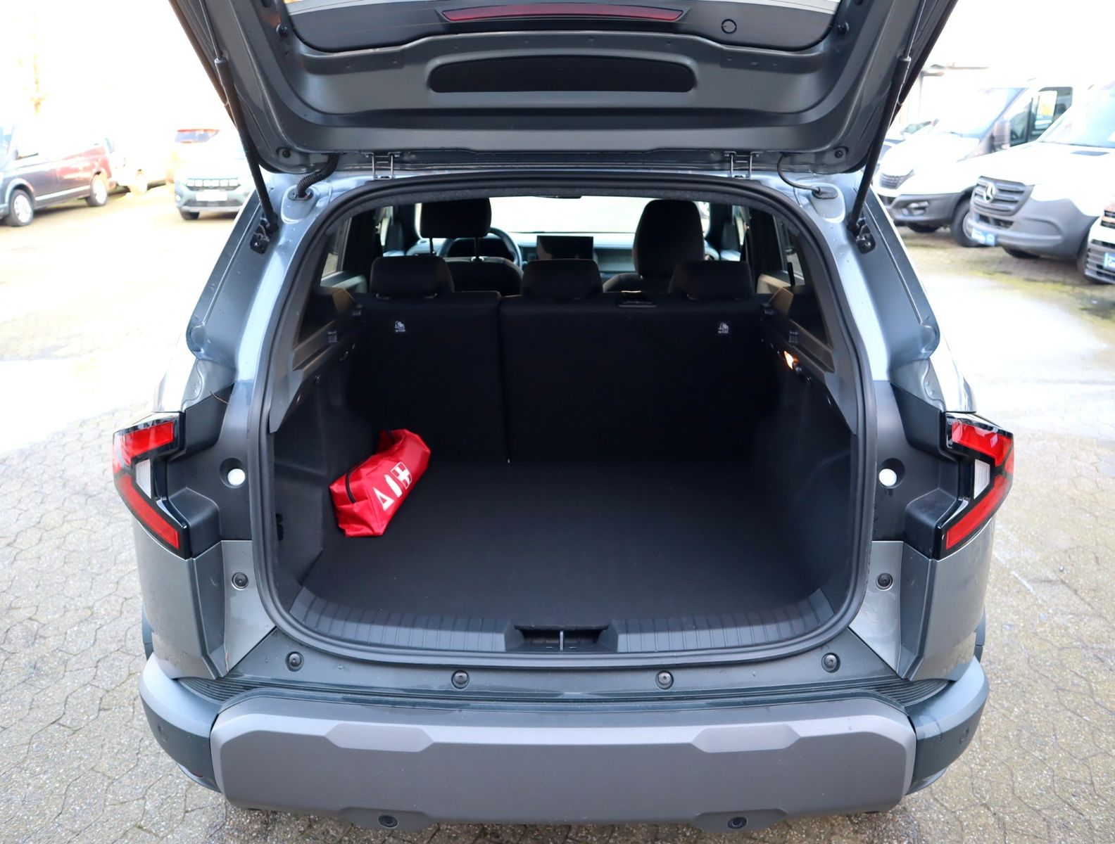 Dacia Duster III Extreme 4x4 - Samsaru's Car Outlet