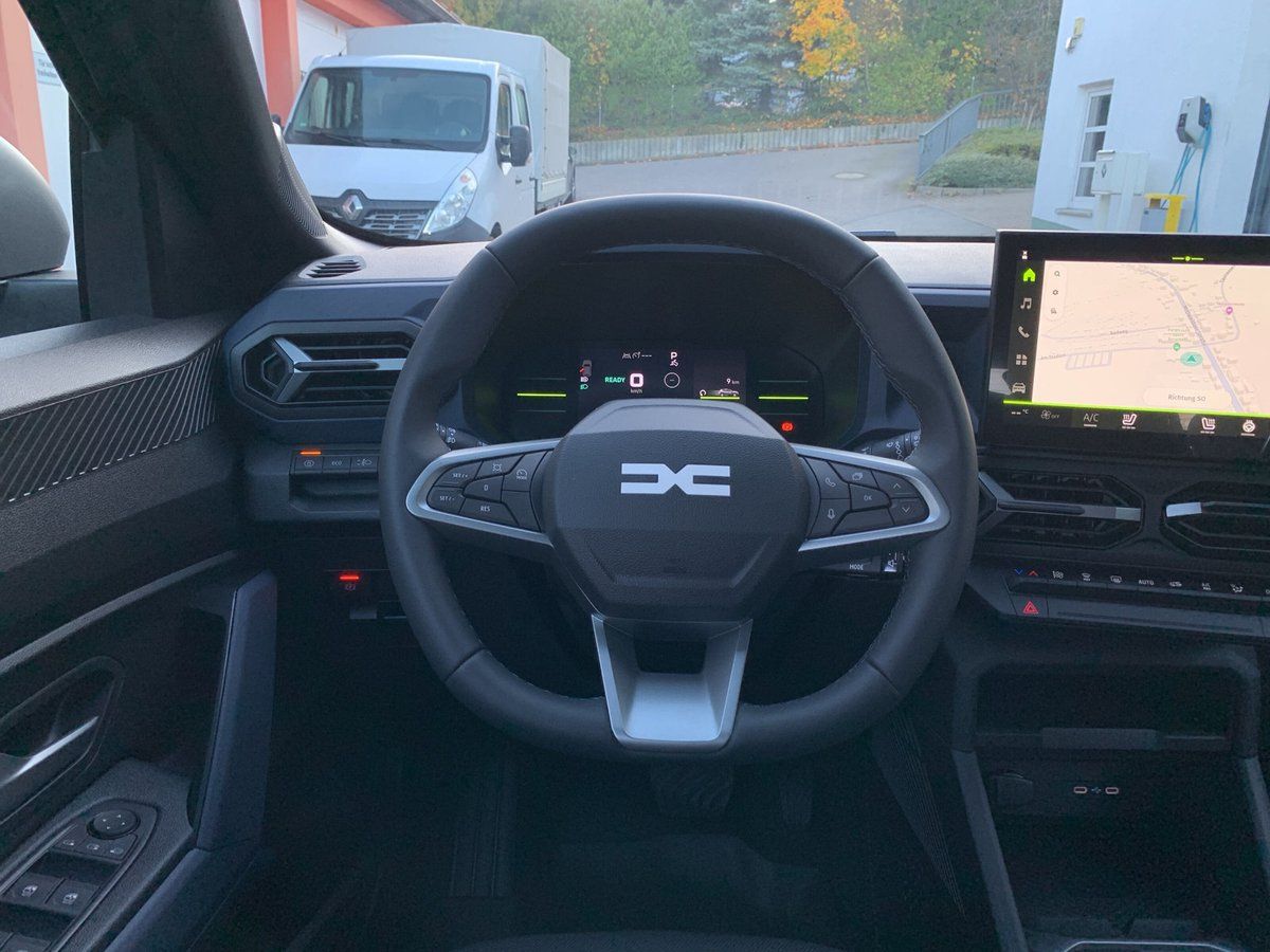 Dacia Duster HYBRID 140 - Samsaru's Car Outlet
