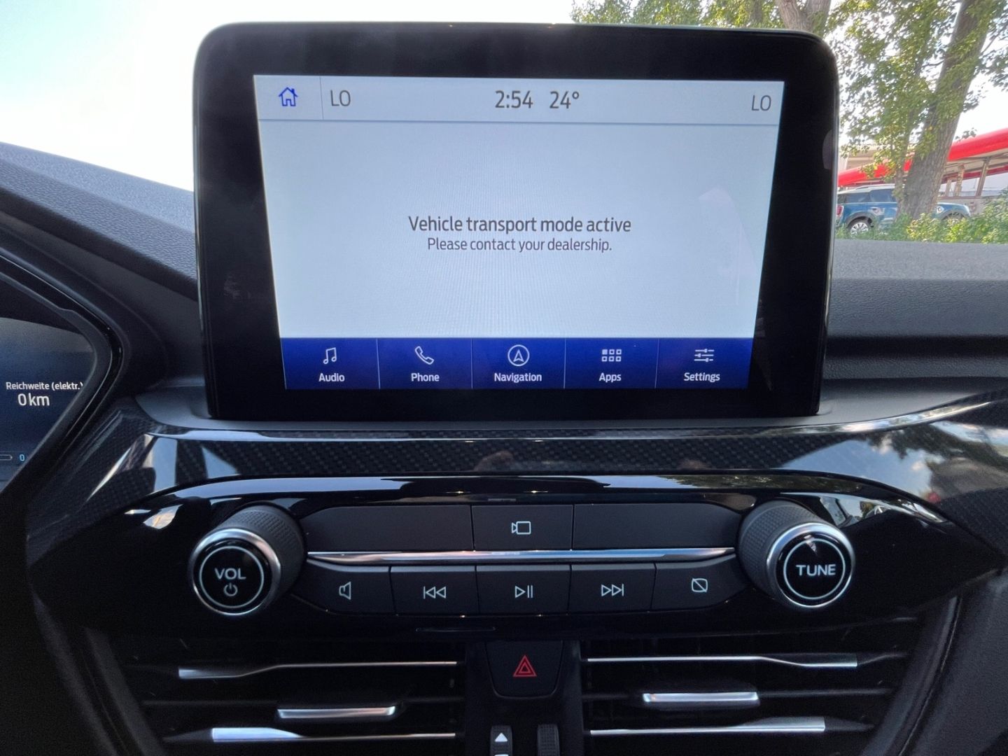 Ford Kuga ST-Line X PHEV - Samsaru's Car Outlet