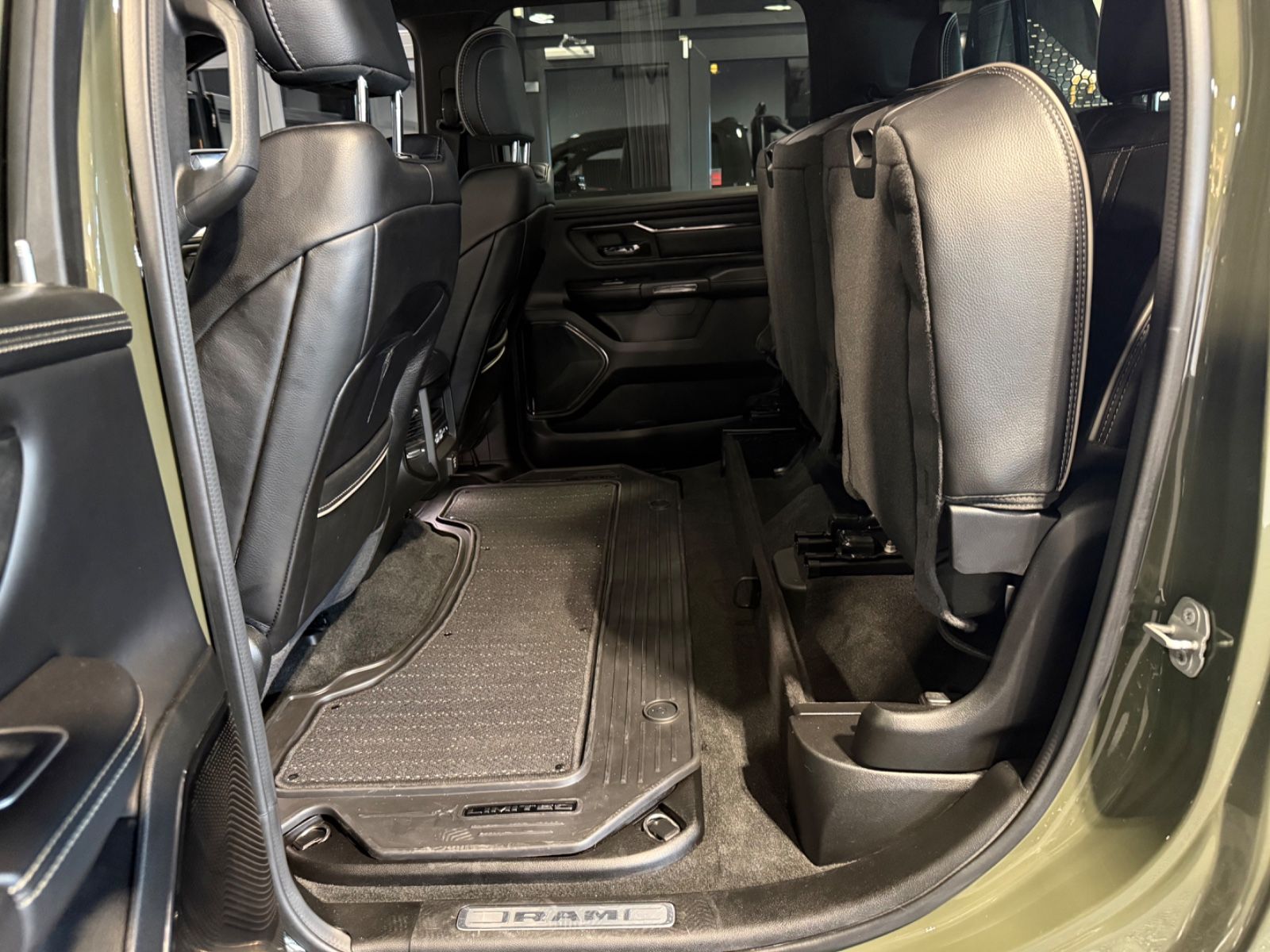 Dodge RAM 1500 5.7 LIMITED/NIGHT/VIRTUAL/FACELIFT/19%/