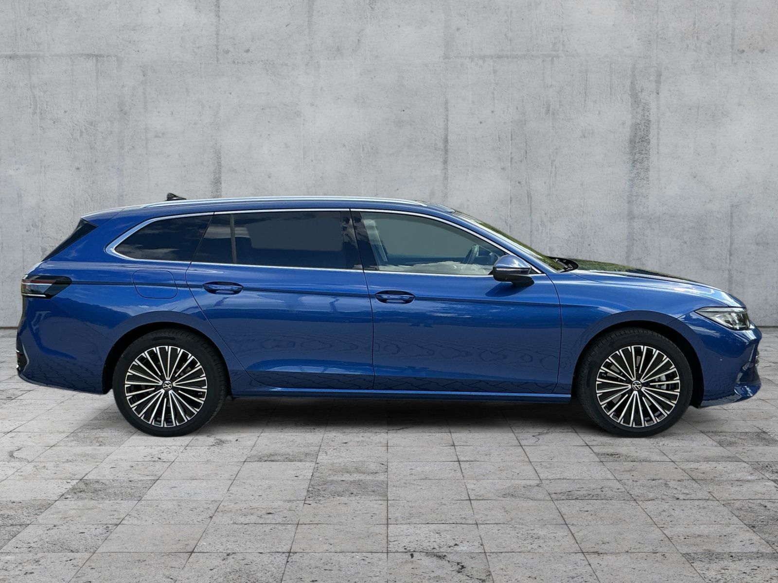 Volkswagen Passat Variant 1.5 eHYBRID ELEGANCE 5JG+AHK+PANO