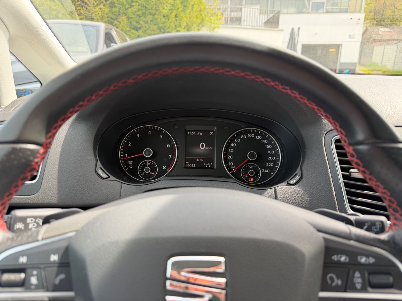Seat Alhambra 1.4 TSI FR-Line DSG NAVI/ACC/AHK/1.Hd