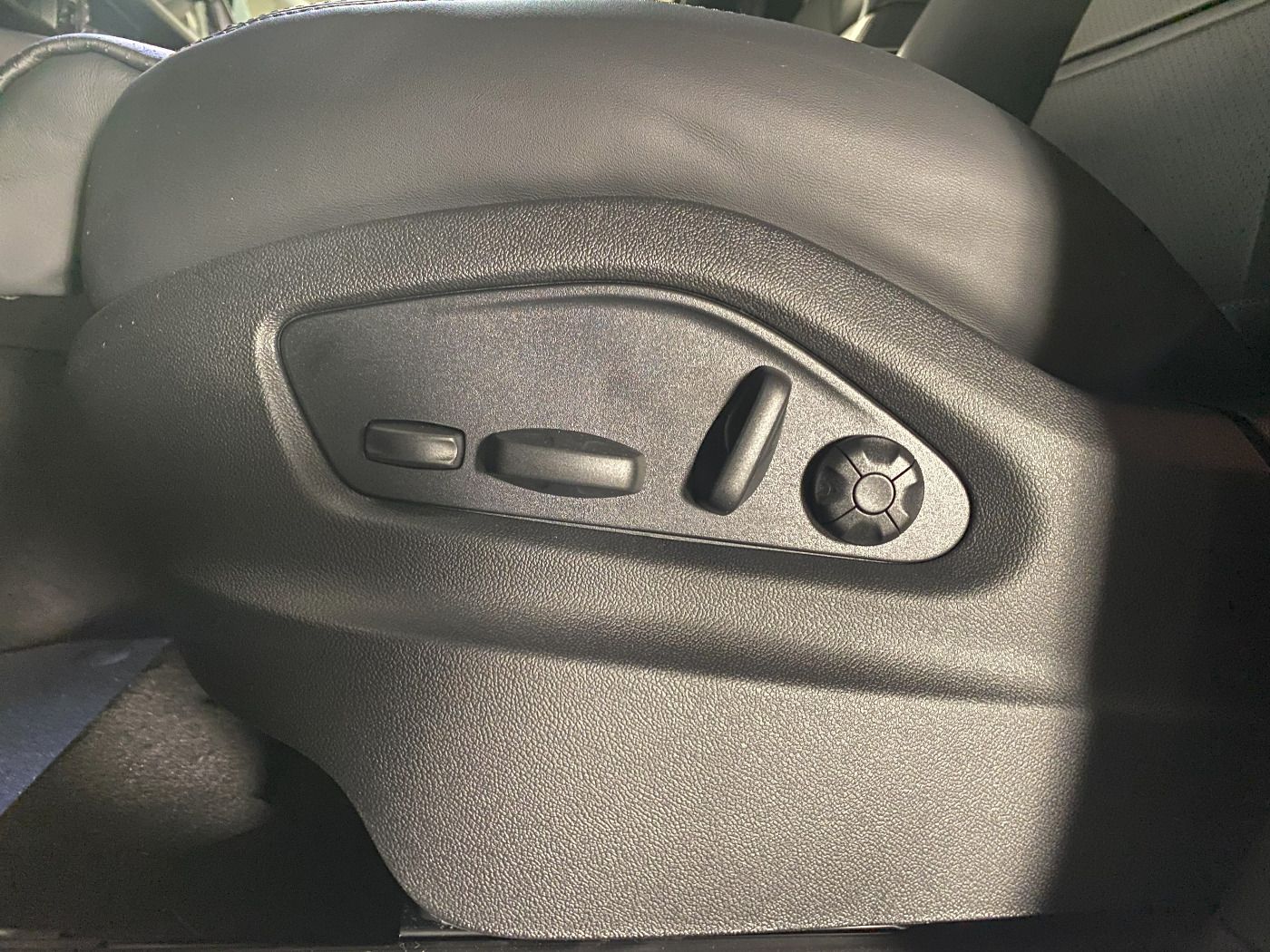 Porsche Cayenne E-Hybrid Coupe | Sportabgas | Panorama |