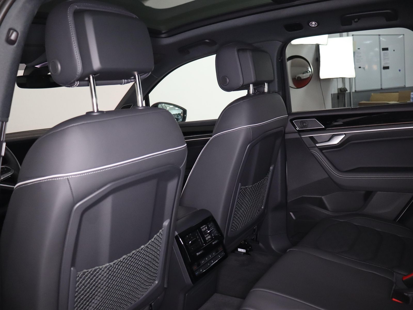 Volkswagen Touareg R-Line Black Style 3.0TDI 498,-ohne Anza