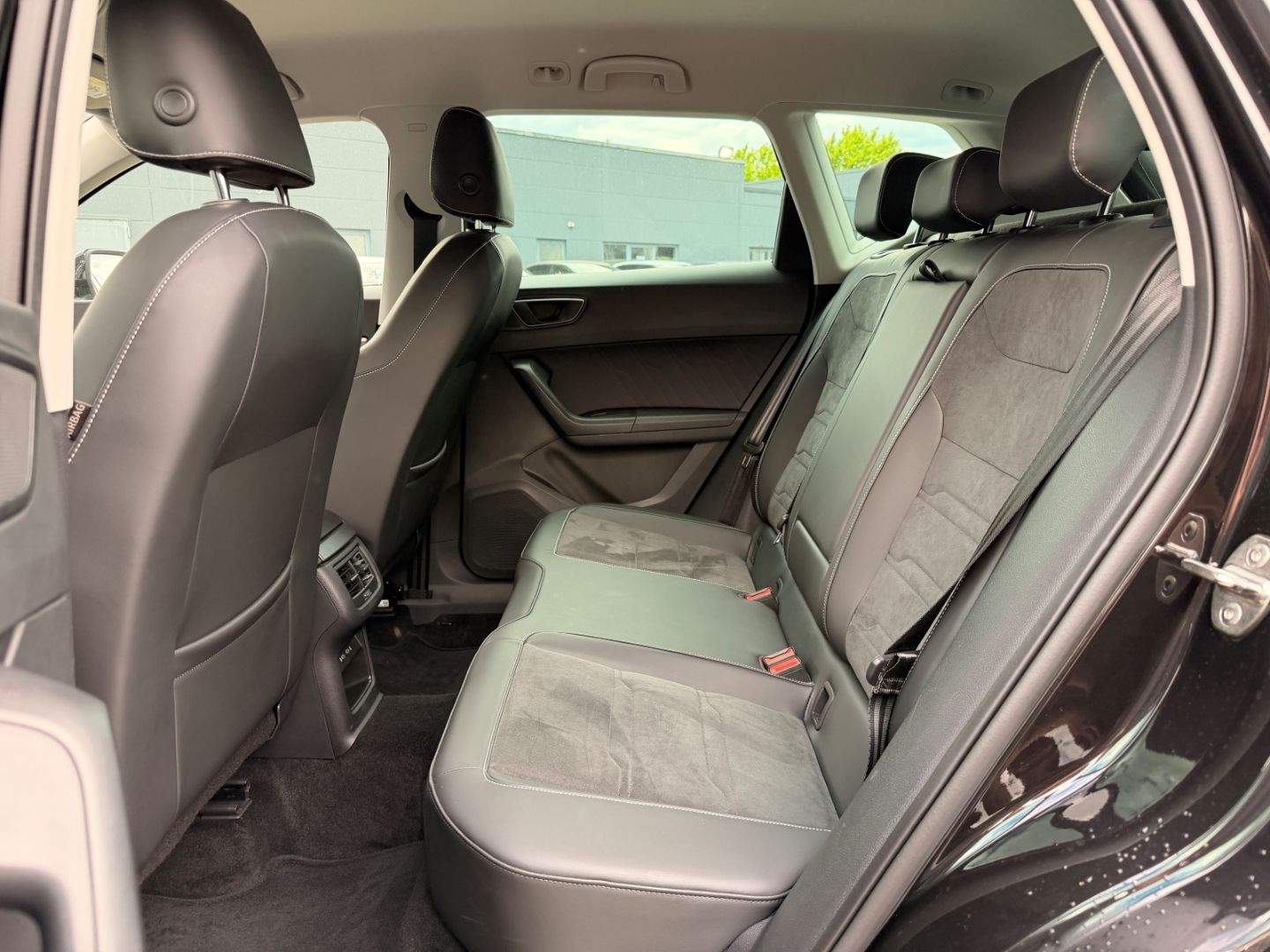 Seat Ateca Xperience 1.5 TSI DSG ALLWETTER/AHK/NAV/SH