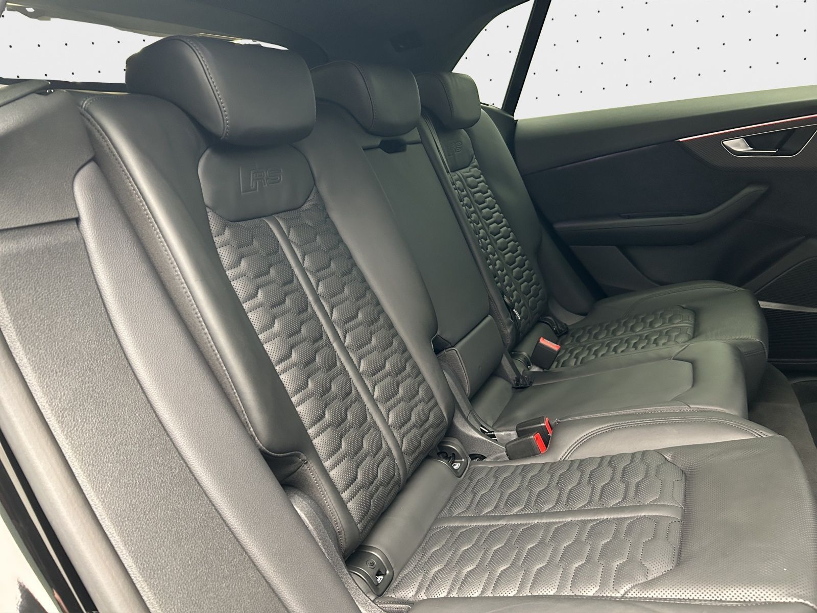 Audi RS Q8*Keramik*305 km/h*B&O*HUD*Pano*Standh*Matri