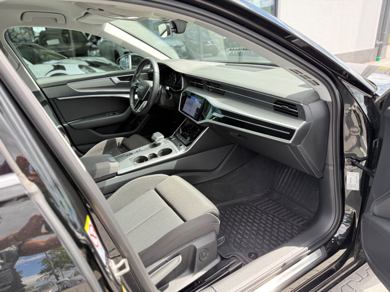 Audi A6 Avant 40 TDI sport - Samsaru's Car Outlet