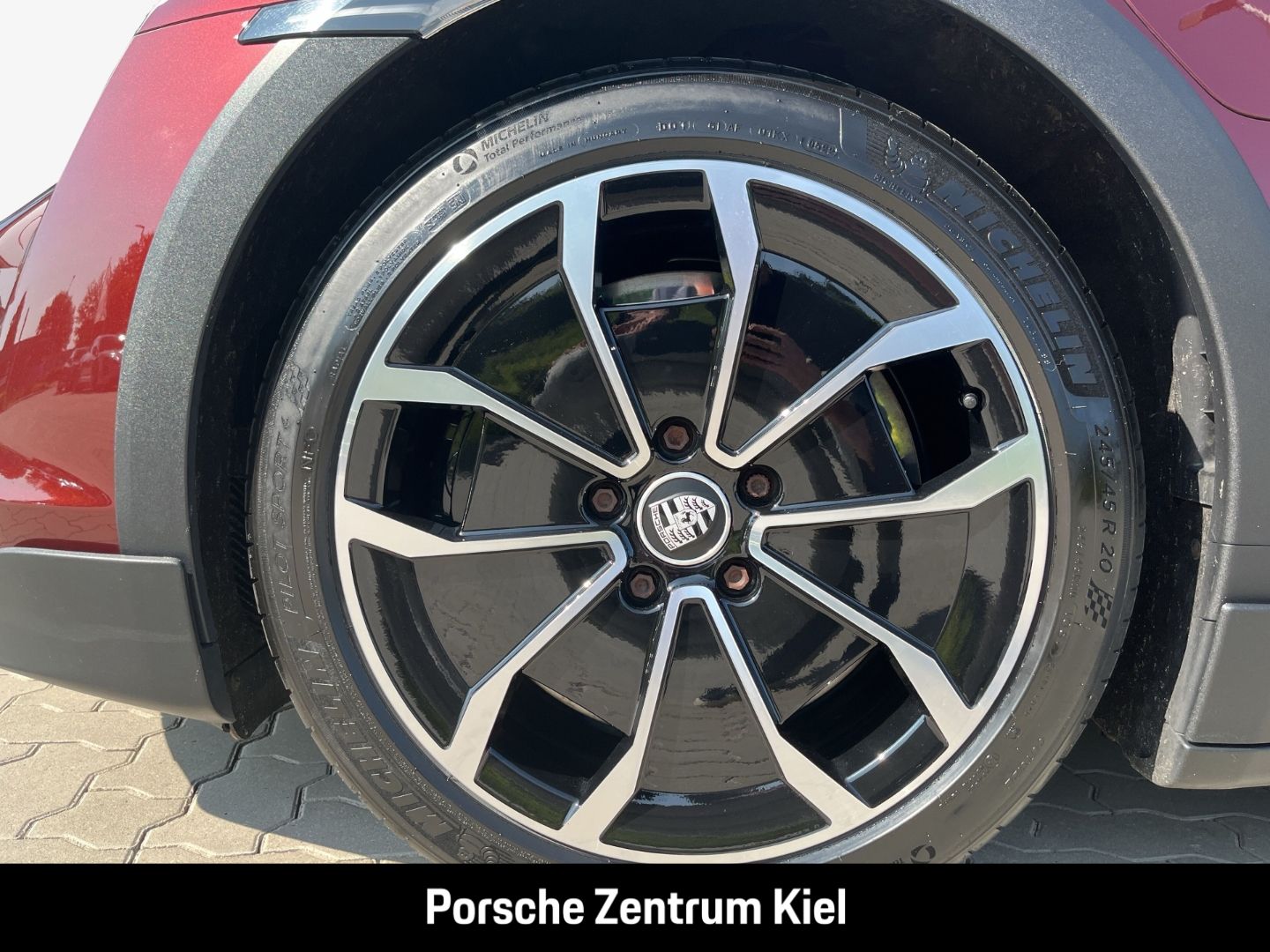 Porsche Taycan Turbo Cross Turismo BOSE LED-Matrix