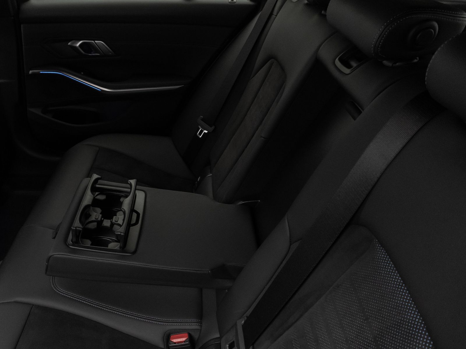 BMW 320d M Sport - Samsaru's Car Outlet