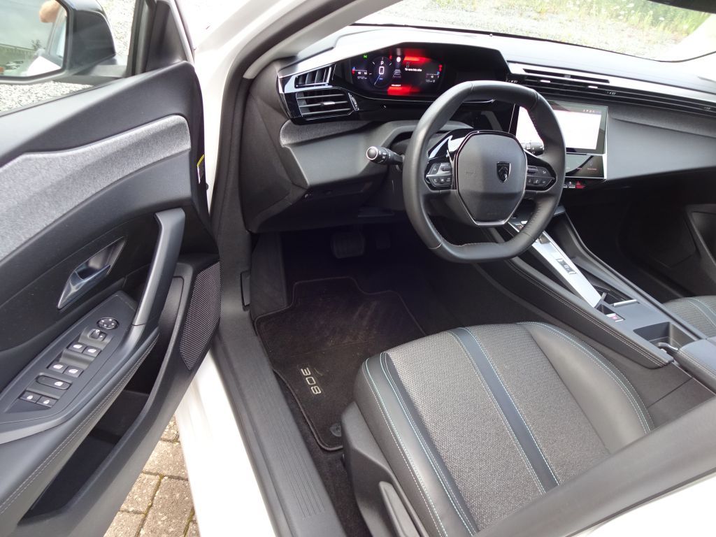 Peugeot 308 SW BlueHDi 130 EAT8 Allure Pack - Samsaru's Car Outlet