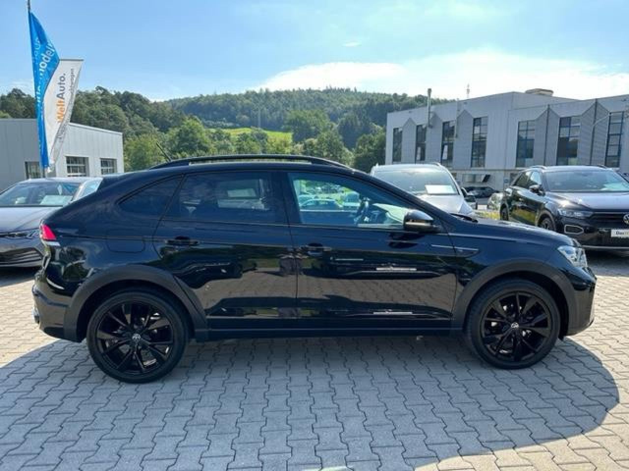 Volkswagen Taigo R-Line 1.0 TSI DSG - Samsaru's Car Outlet