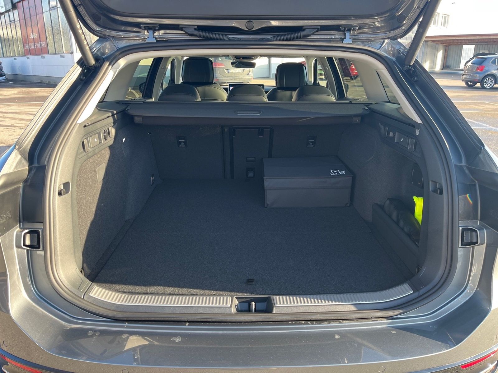 Volkswagen Passat Variant 1.5 TSI eHybrid Elegance *AHK*HEA