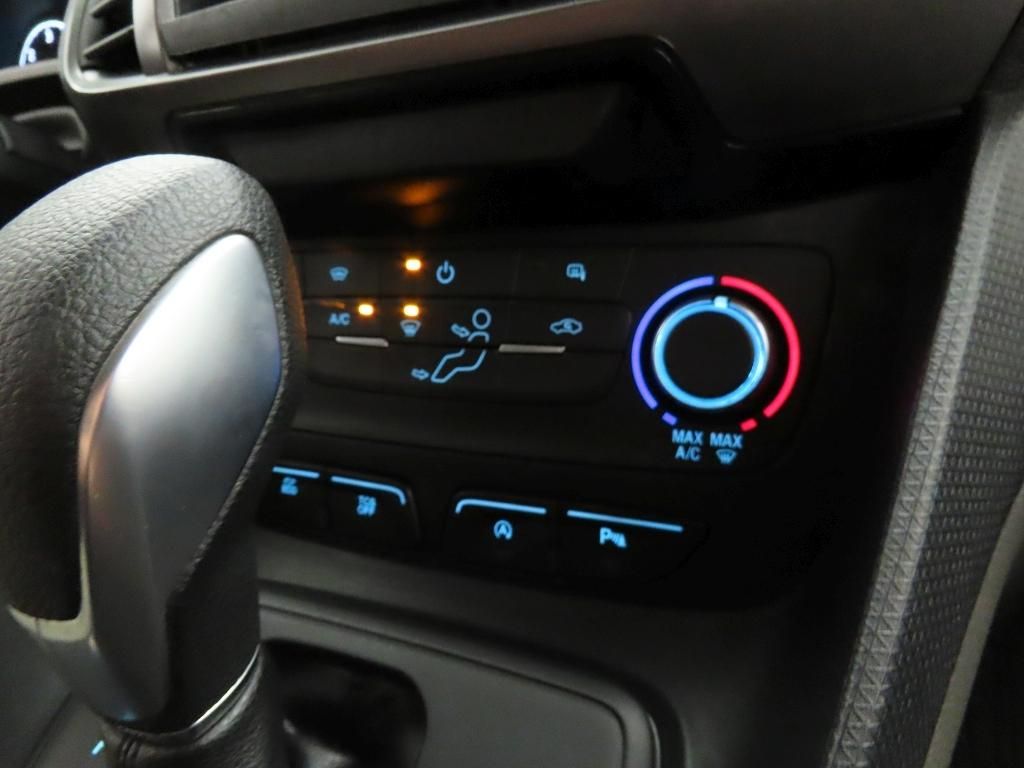 Ford Transit Connect 1.5 Aut. L1 Trend - Samsaru's Car Outlet