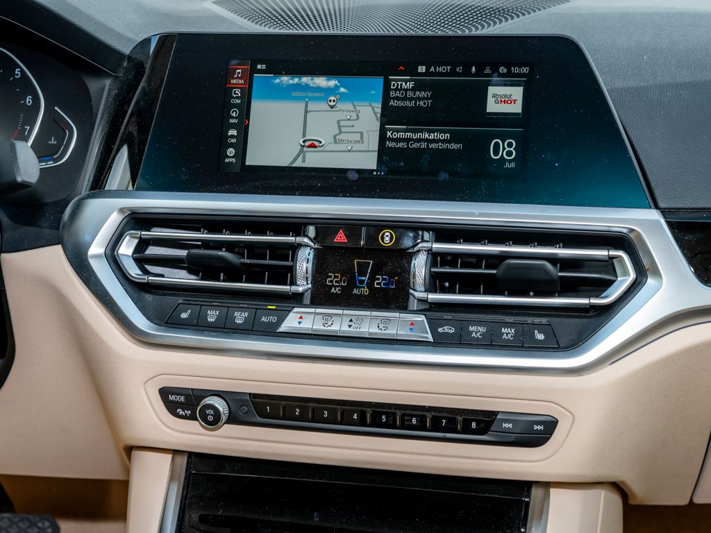 BMW 320 i Sport Line - Samsaru's Car Outlet