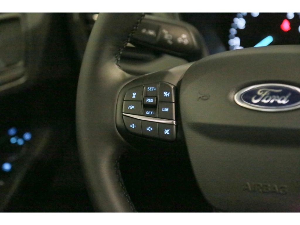 Ford Focus 1.0 MHEV Aut. Titanium Panorama ACC BLIS K