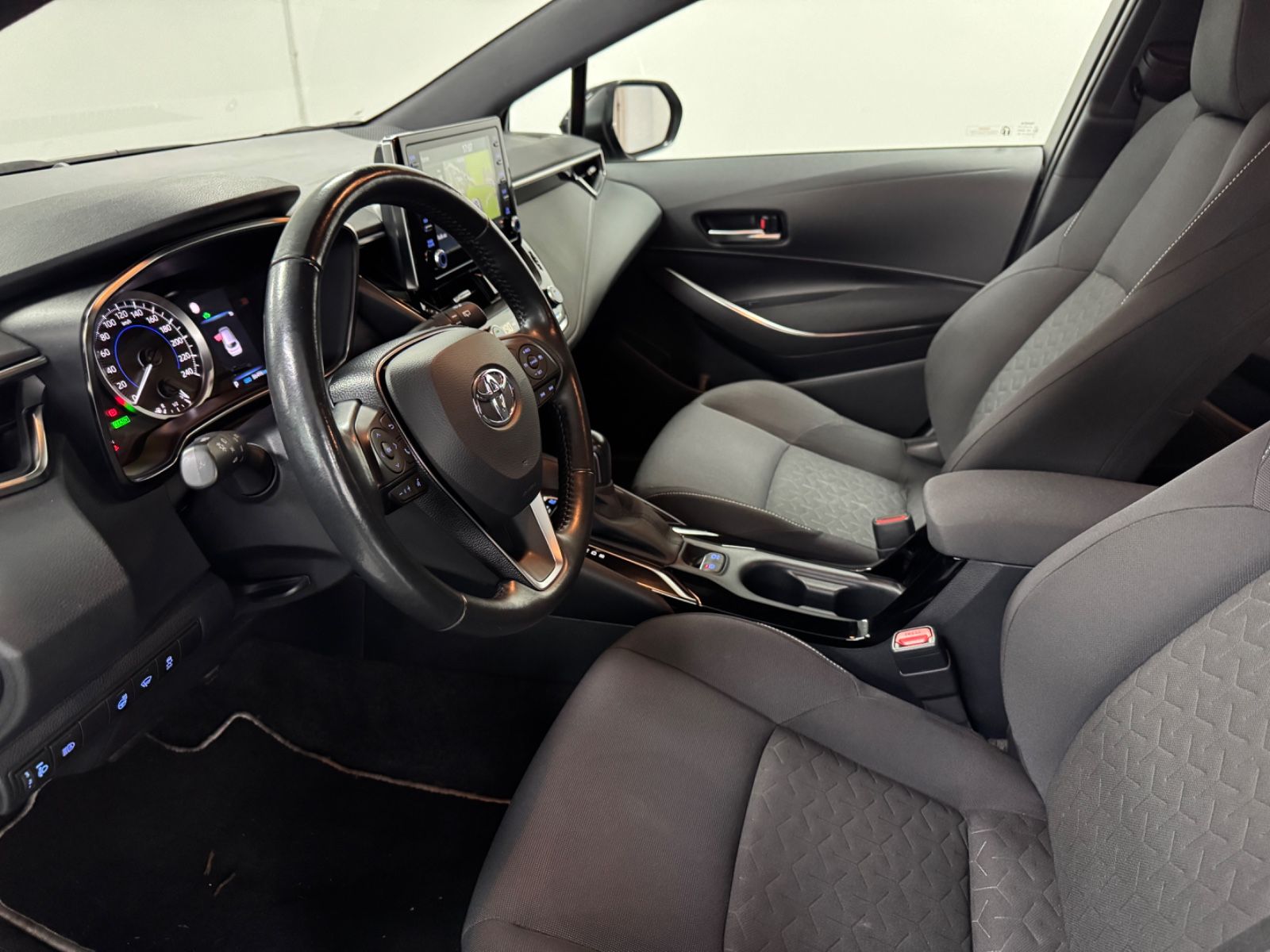 Toyota Corolla Hybr. TÜV Neu/Toyota Garantie/Unfallfrei