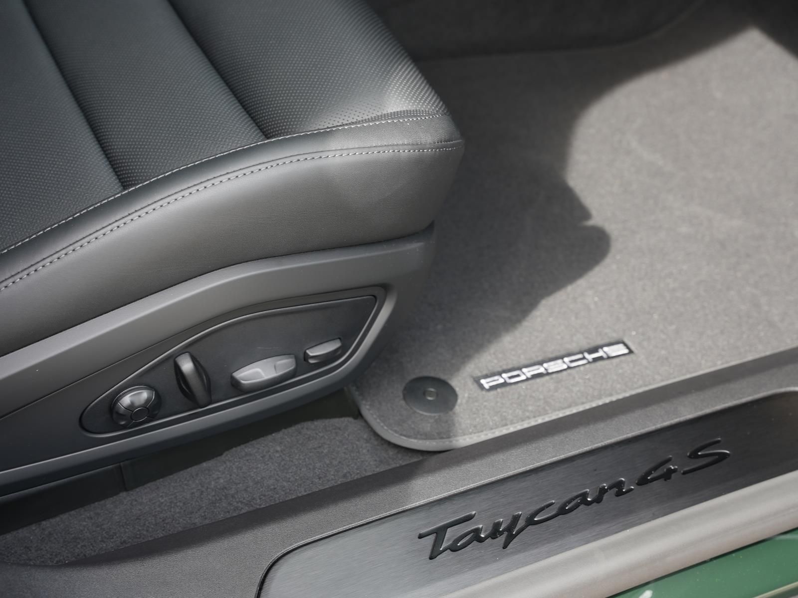 Porsche Taycan 4S Cross Turismo HA-Lenkung HD-Matrix LED