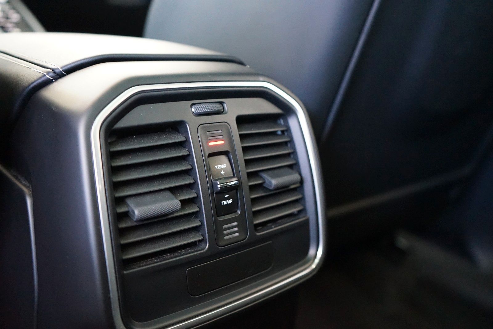 Porsche Macan S MY23/Kreide/LUFT/PANO/ACC/BOSE/MEGA/21z