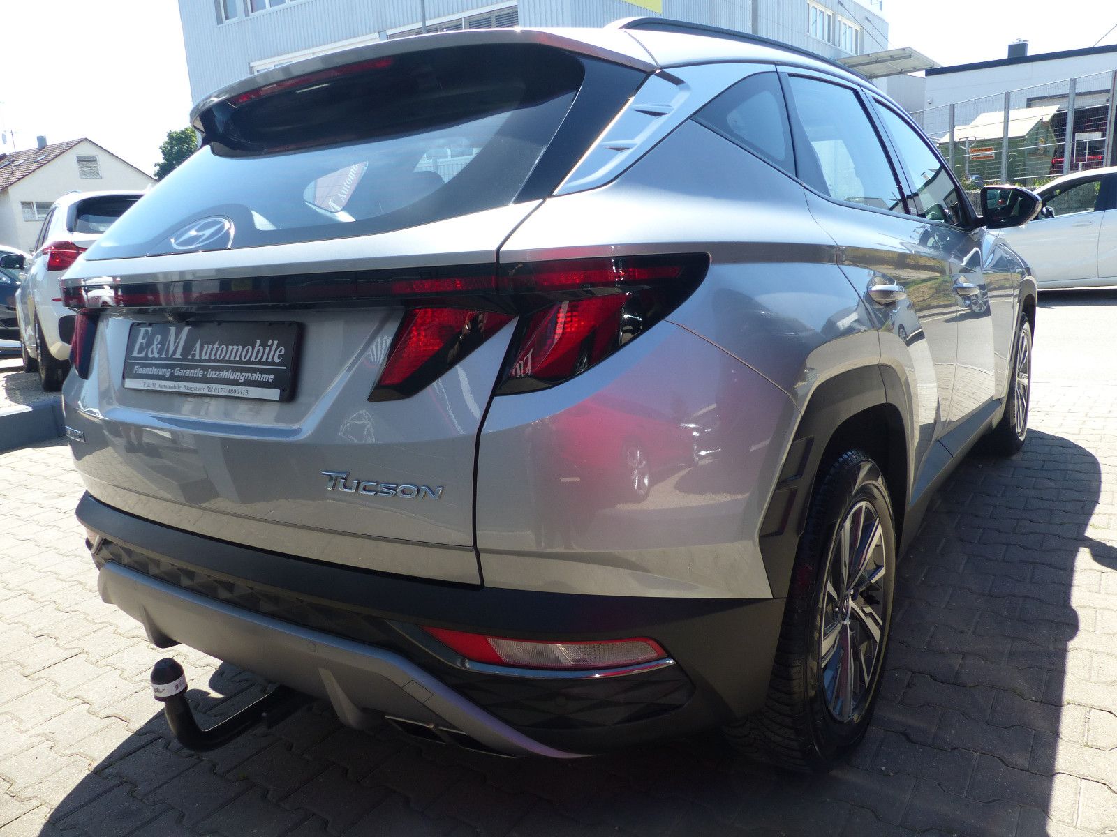 Hyundai Tucson Select 2WD - Samsaru's Car Outlet