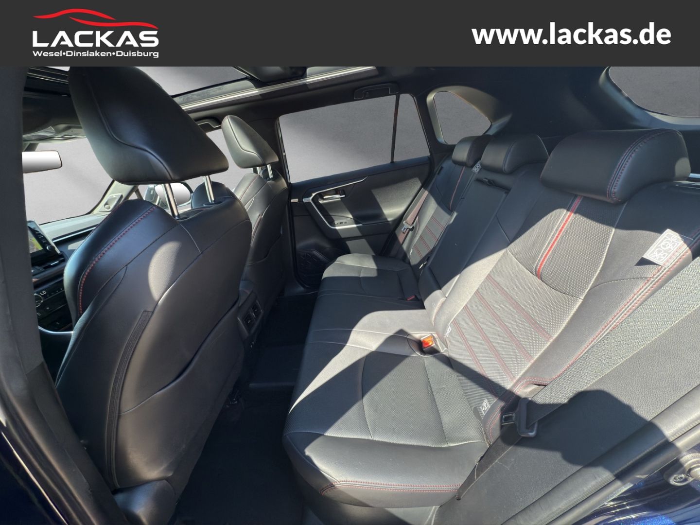 Toyota RAV 4 Plug-In Hybrid 4x4 - Samsaru's Car Outlet