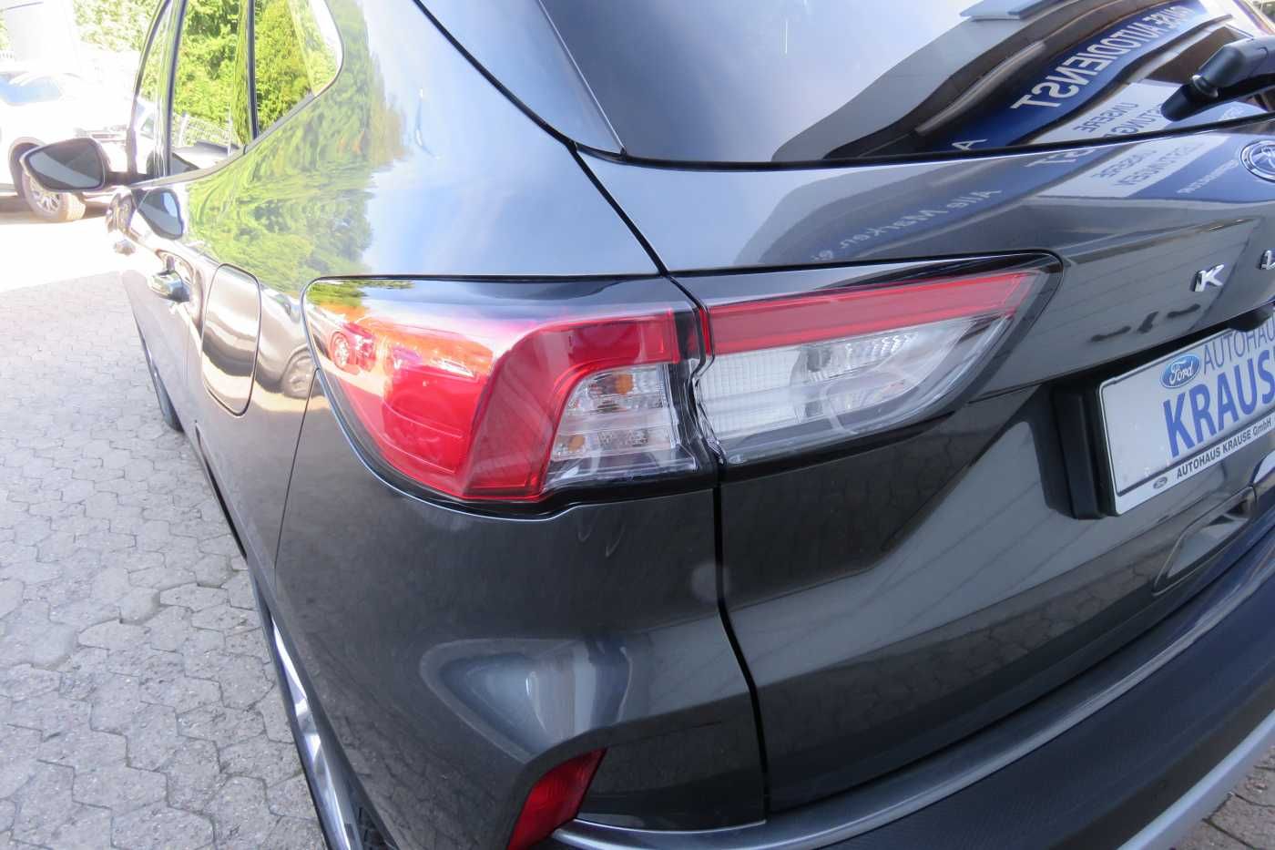 Ford Kuga Automatic TITANIUM - Samsaru's Car Outlet