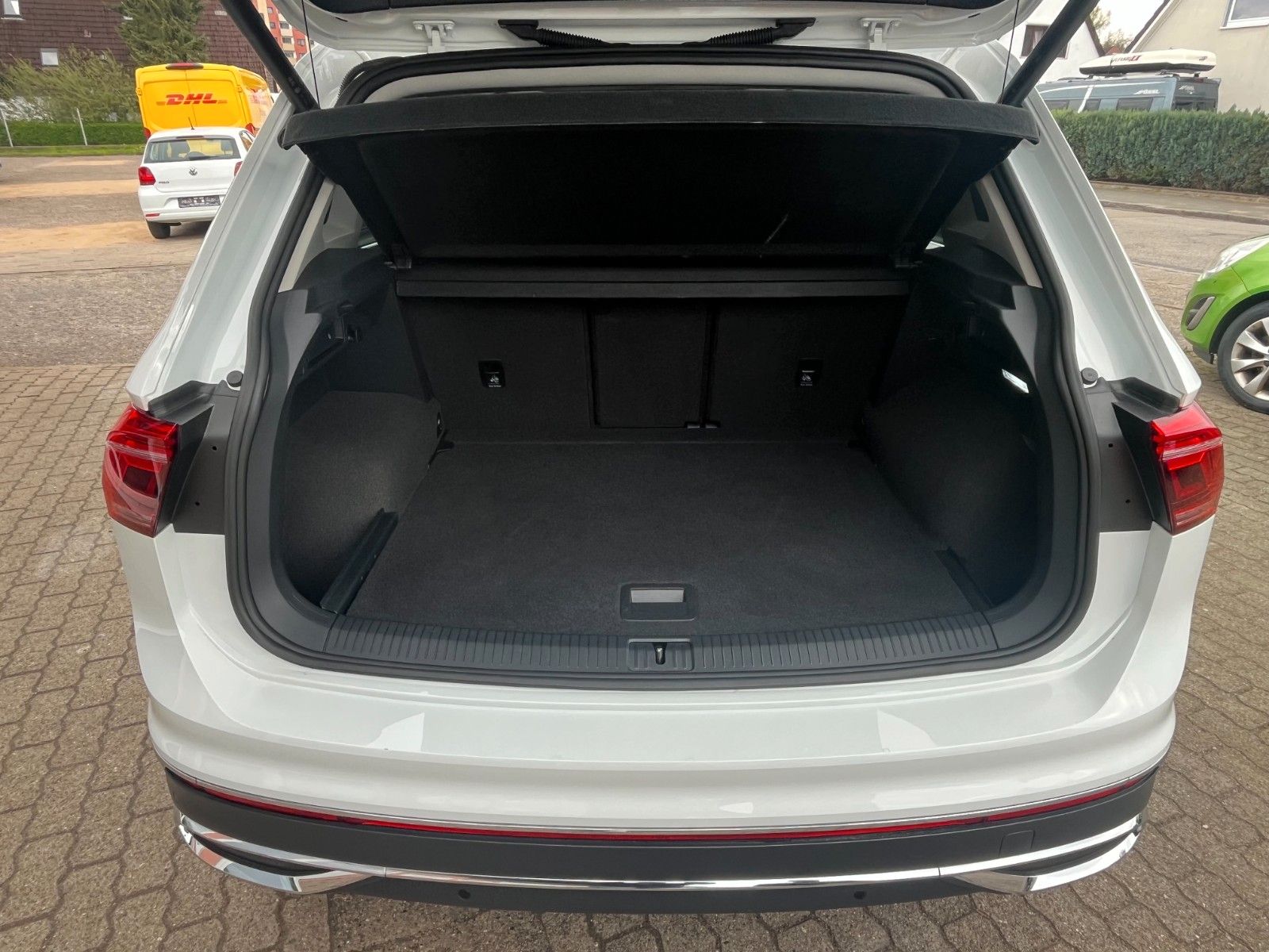 Volkswagen Tiguan 2.0 TDI DSG Top-Ausstattung - Samsaru's Car Outlet