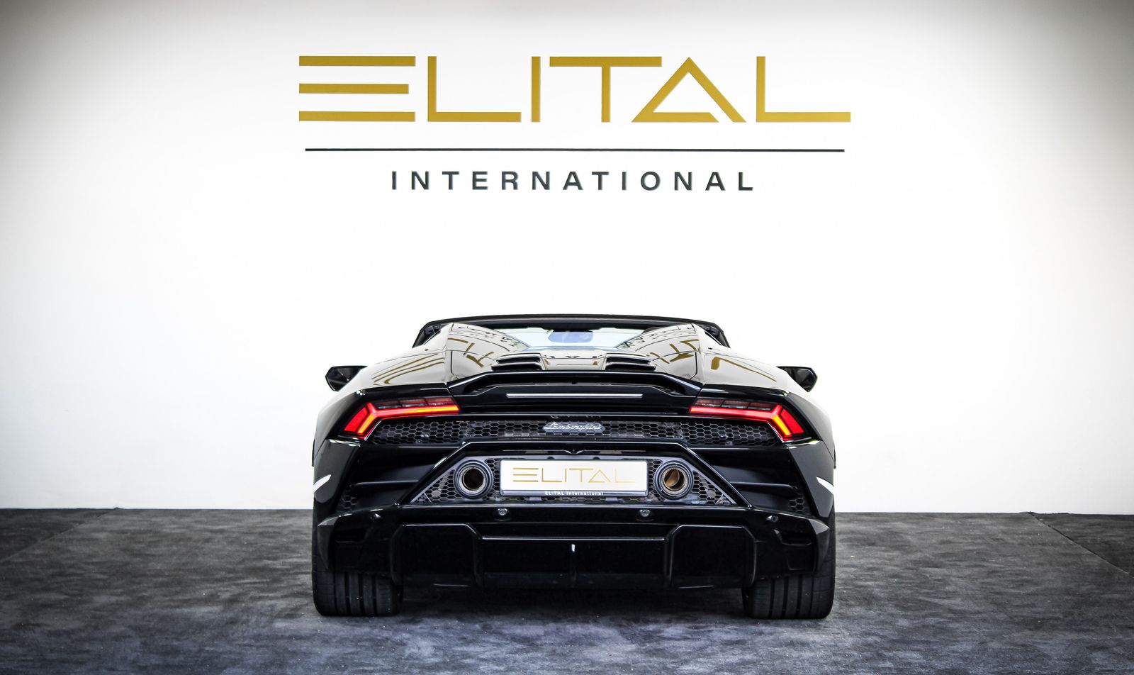 Lamborghini Huracán EVO Spyder - Samsaru's Car Outlet