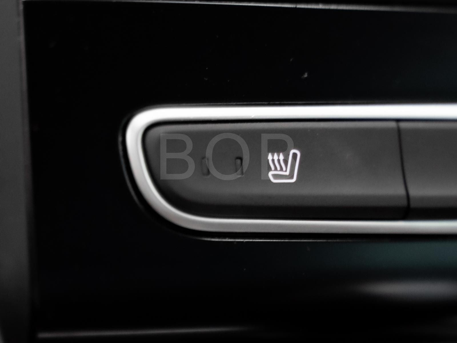 Renault Megane Grandtour ZEN E-TECH Plug-in - Samsaru's Car Outlet
