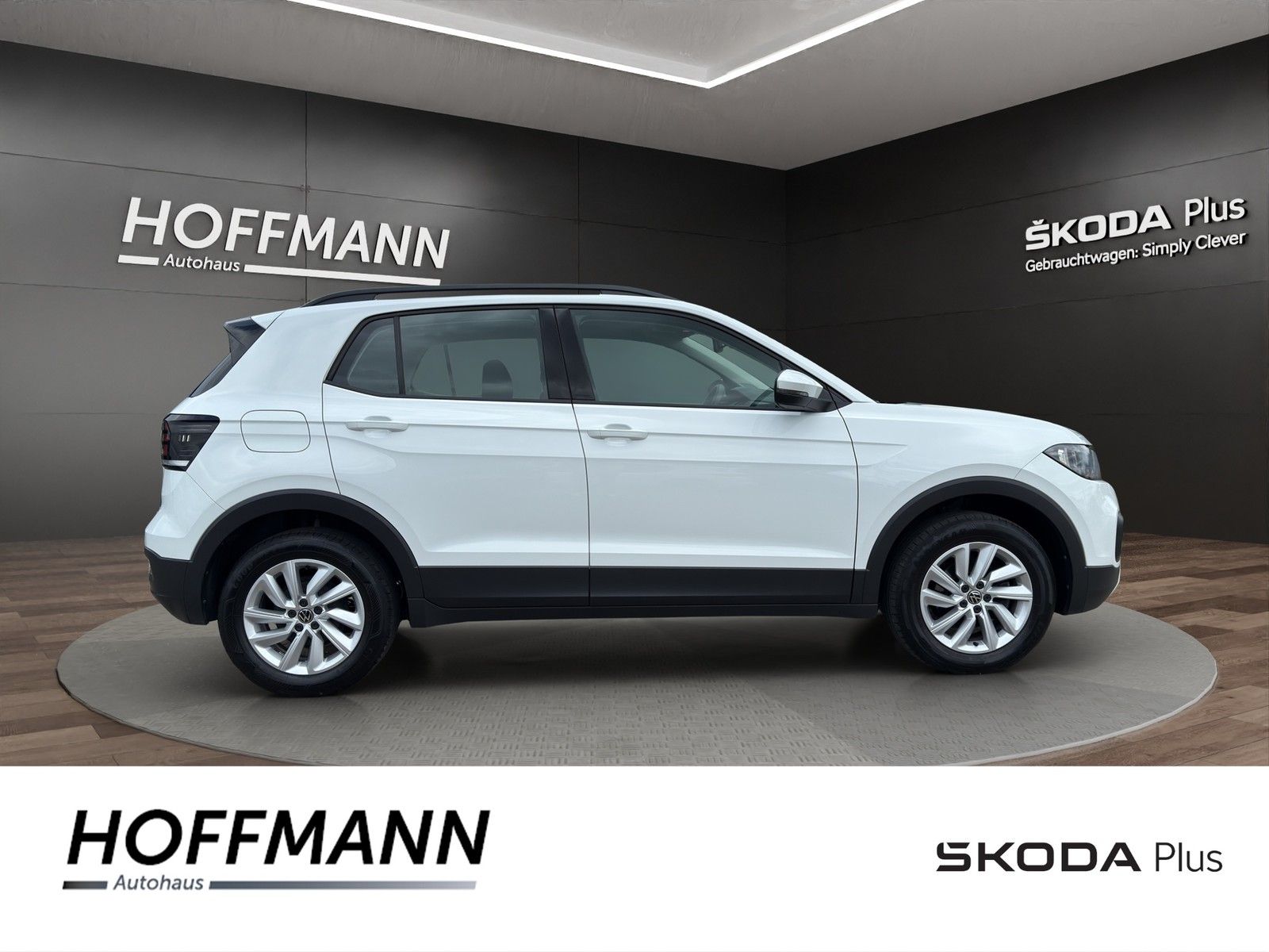Volkswagen T-Cross 1.0 TSI Life - Samsaru's Car Outlet