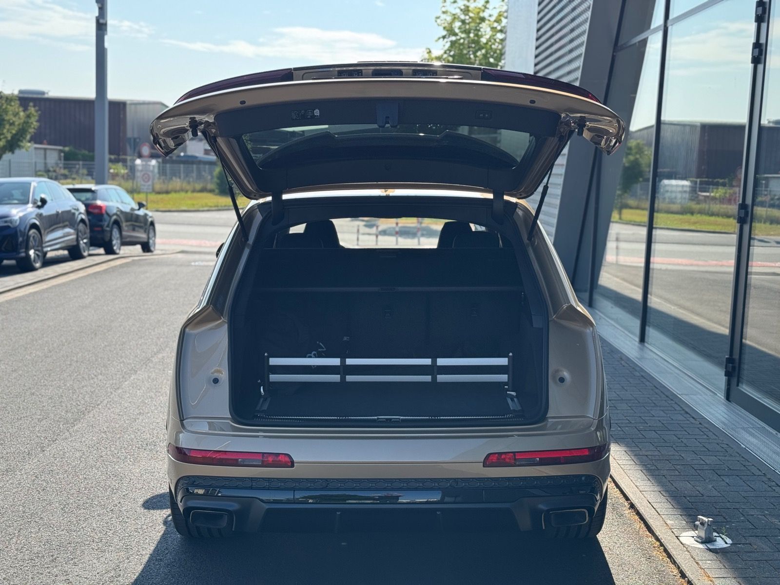 Audi Q7 S line 60 TFSI e HUP*SOFT*FAHRWERKADV*LASER*A