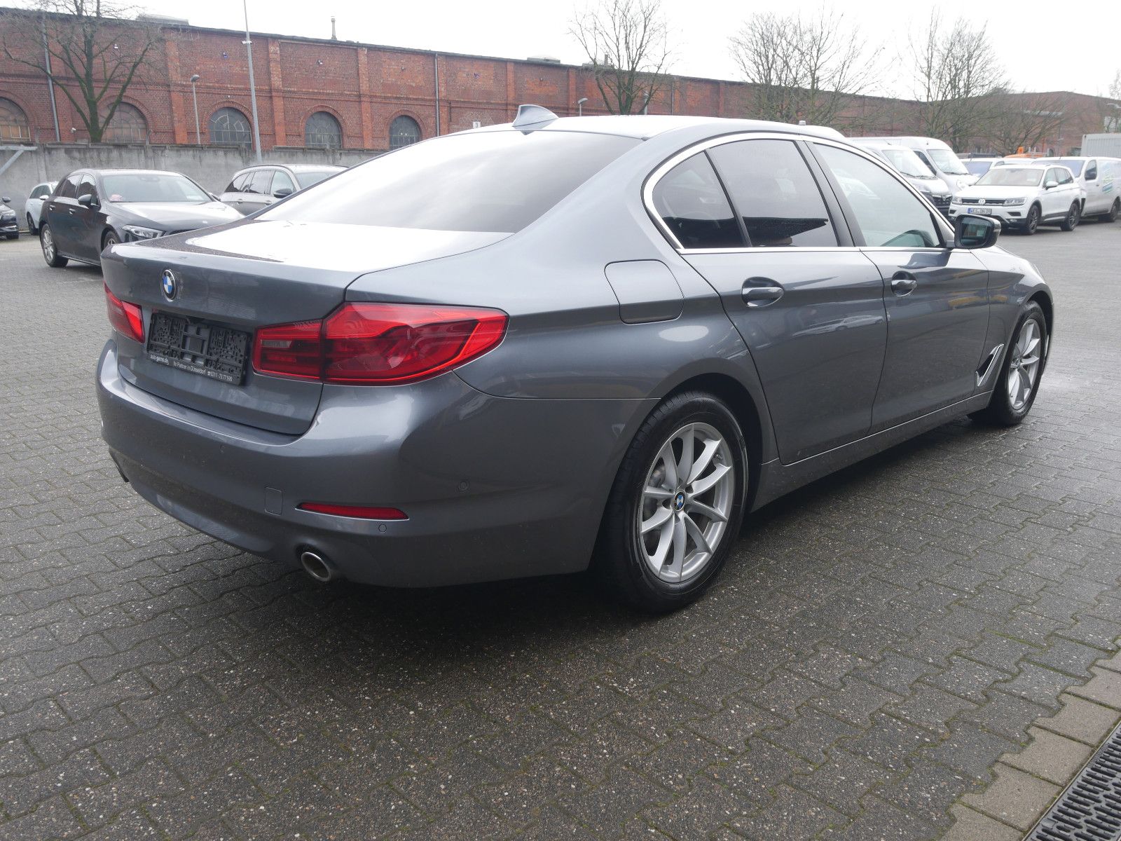 BMW 530 i xDrive Limousine Business Navi Head-up LED