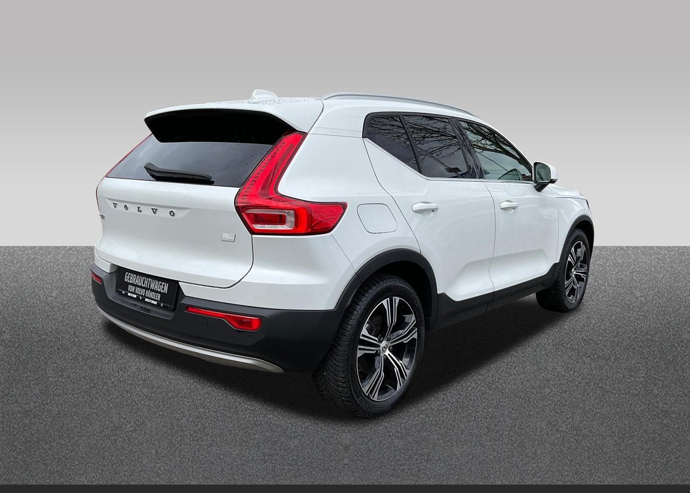 Volvo XC40 T5 Inscription - Samsaru's Car Outlet
