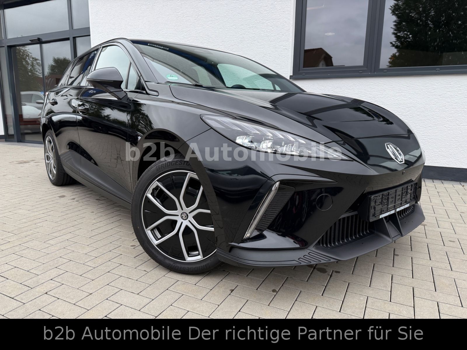 MG4 Luxury /360°/LED/Key/Wärmepumpe/FaceLift!!