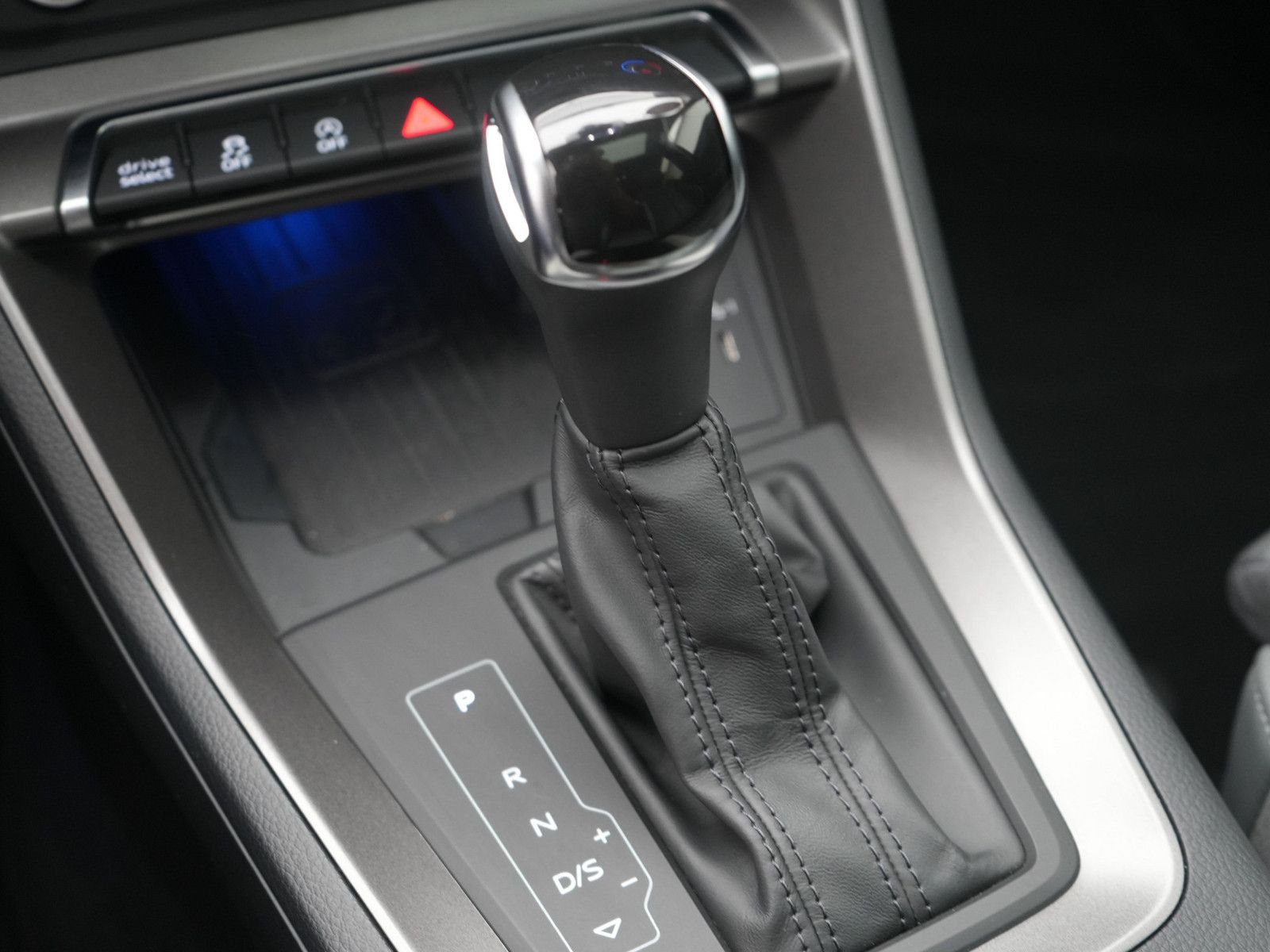 Audi Q3 Sportback 45 quattro S line - Samsaru's Car Outlet