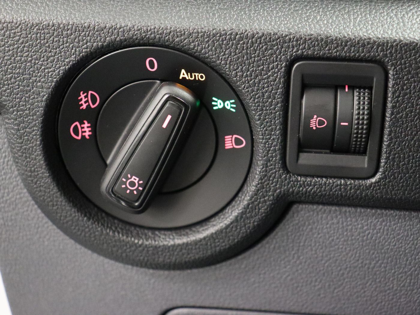 Volkswagen T-Cross 1.0 TSI DSG - Samsaru's Car Outlet