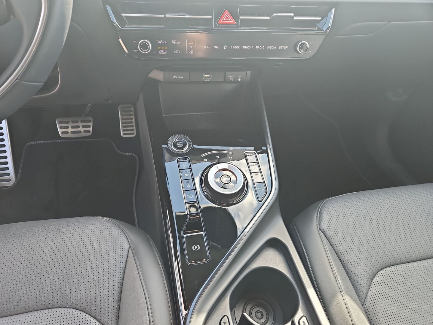 Kia Niro NIRO 1.6 DCT6 Plug-in Hybrid Spirit+ - Samsaru's Car Outlet