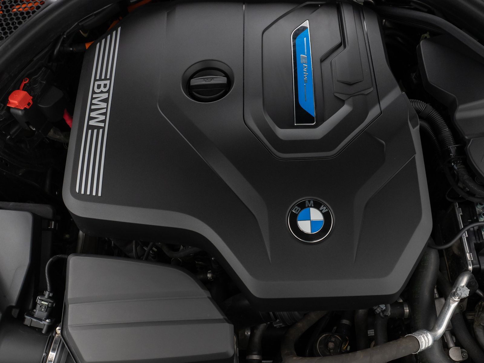 BMW 330e M Sport - Samsaru's Car Outlet