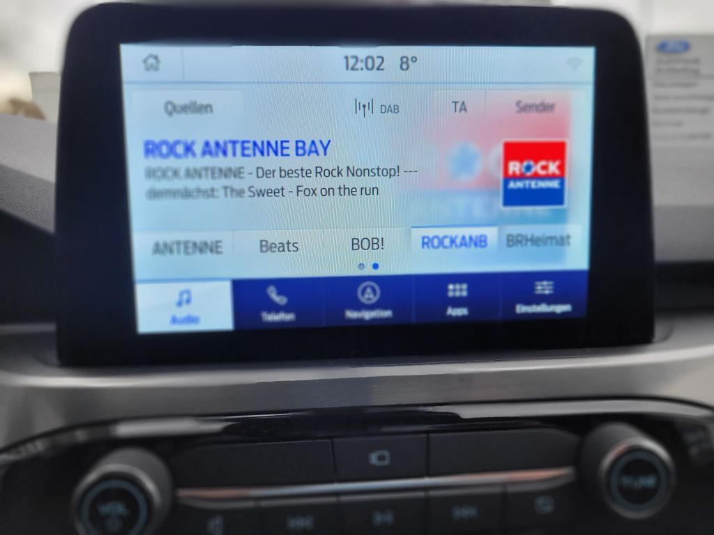 Ford Kuga 2.0 EcoBlue Aut. TITANIUM - Samsaru's Car Outlet
