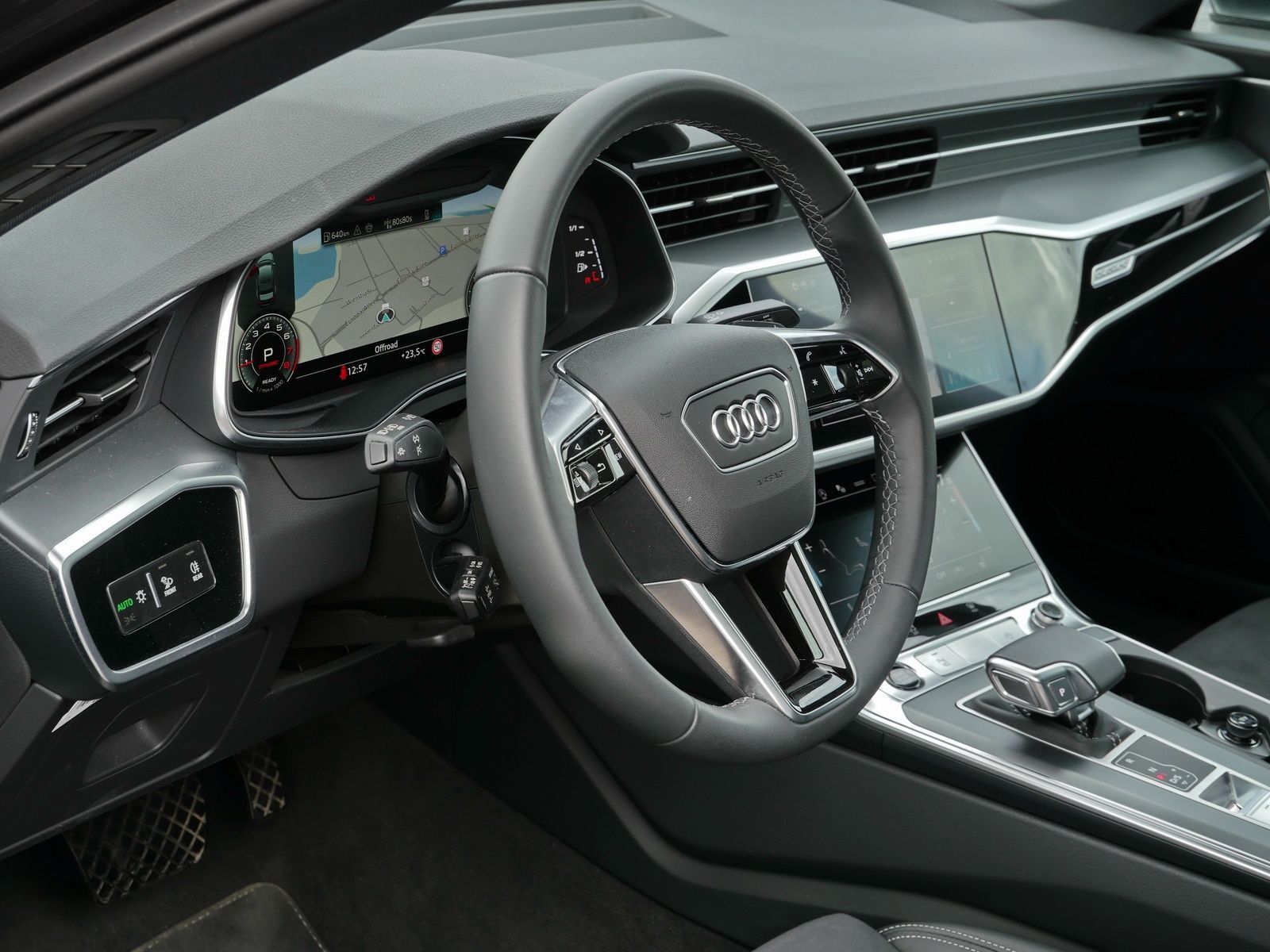 Audi A6 Limousine 55 TFSI S line - Samsaru's Car Outlet