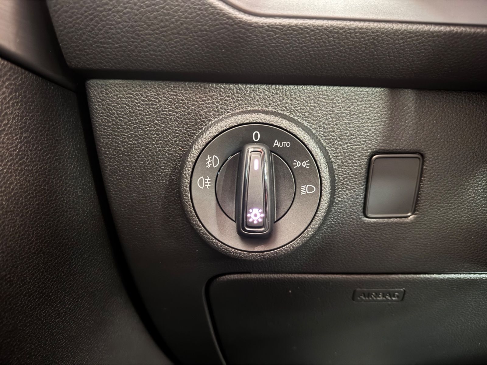 Seat Ateca FR 2.0 TDI /CAM 360°/LED/AHK