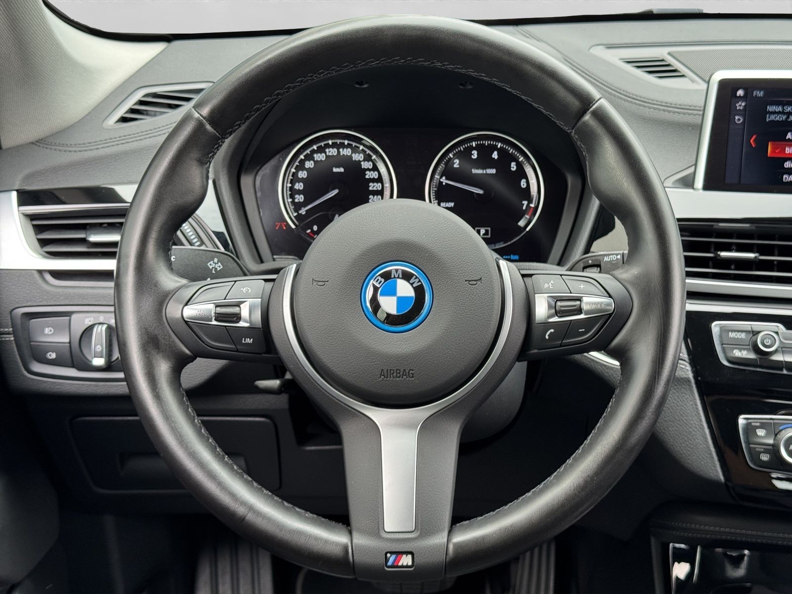 BMW X1 xDrive25e - Samsaru's Car Outlet