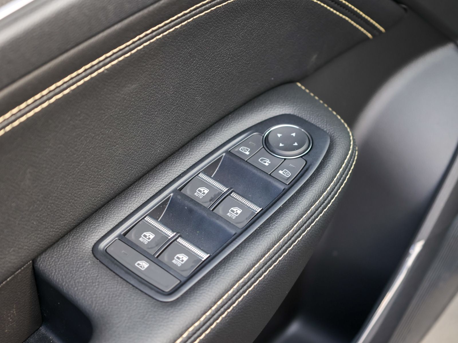Renault Arkana TECHNO E-Tech Full Hybrid - Samsaru's Car Outlet