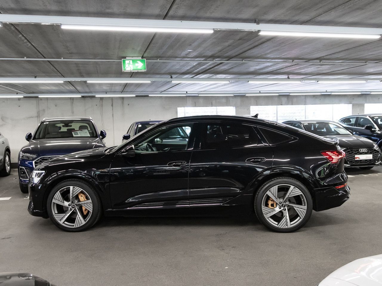 Audi e-tron Sportback 55 quattro S line AHK HUD Pano