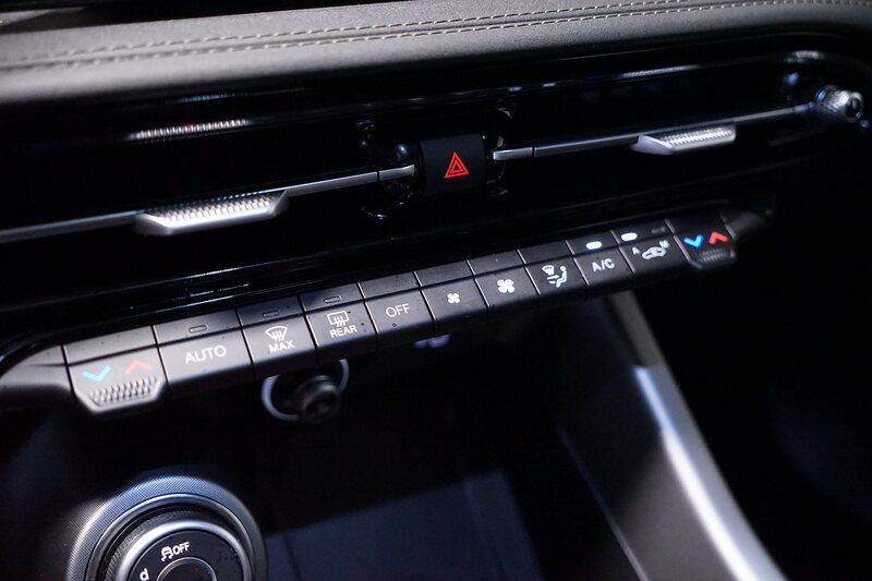 Alfa Romeo Tonale 1.5 VGT Hybrid Ti Aut.*Matrix*Kamera*Keyl